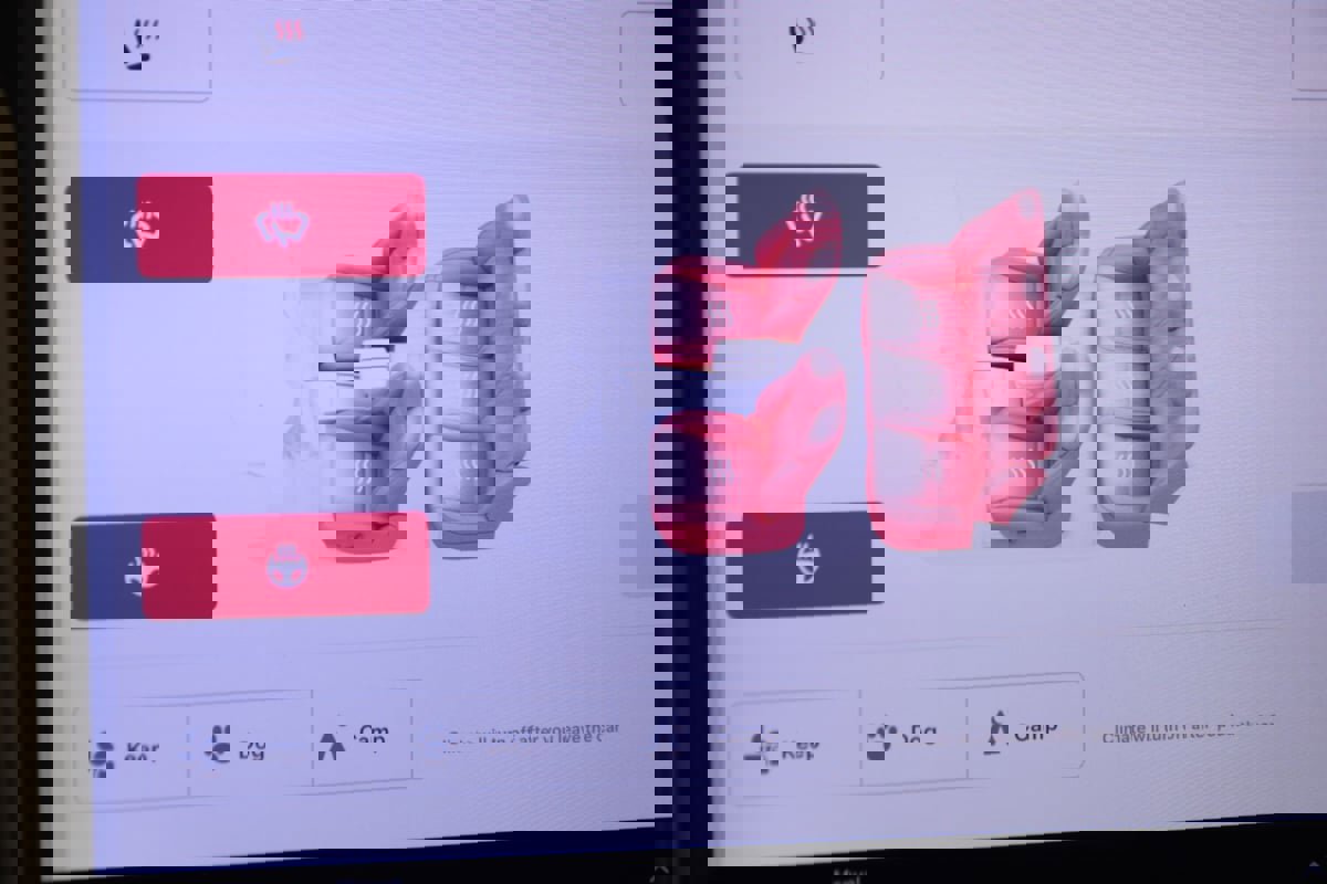 Used 2019 Tesla Model S 75D image 8