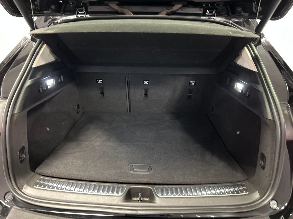 Used 2021 Buick Envision Essence w/ Technology Package I FWD image 25