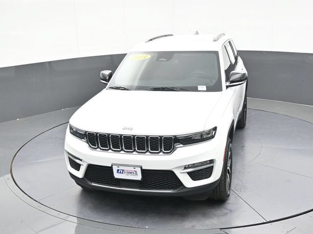 Used 2024 Jeep Grand Cherokee Limited w/ Trailer Tow Package AWD/4WD image 65