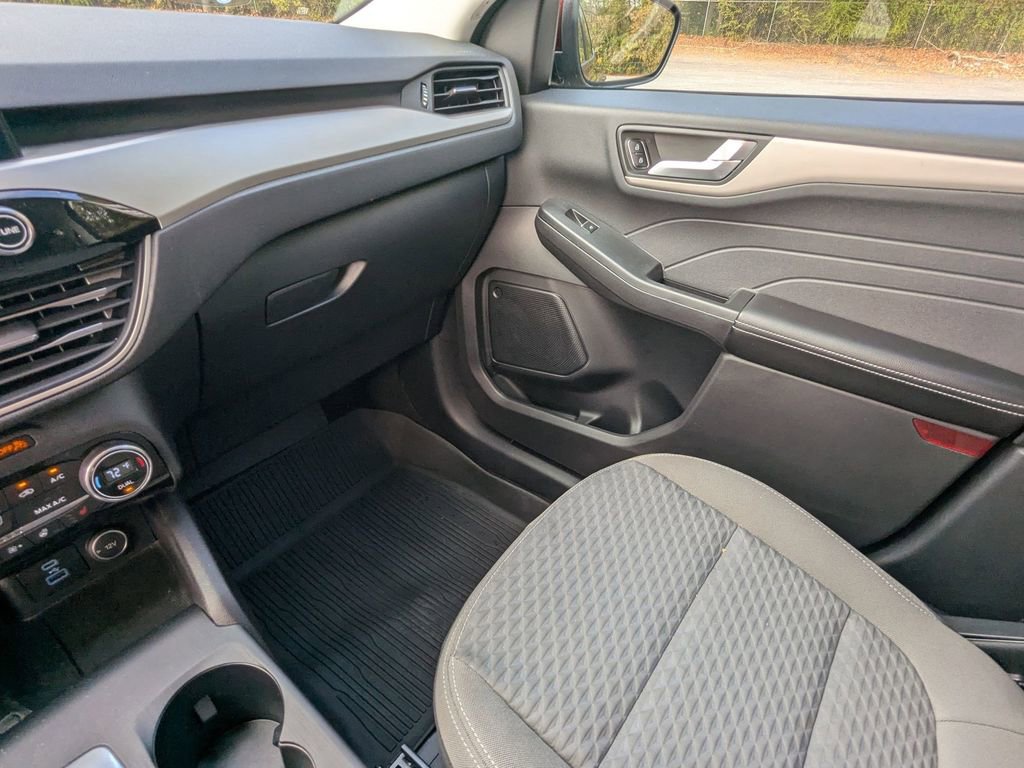 Certified 2021 Ford Escape SE w/ Convenience Package image 22