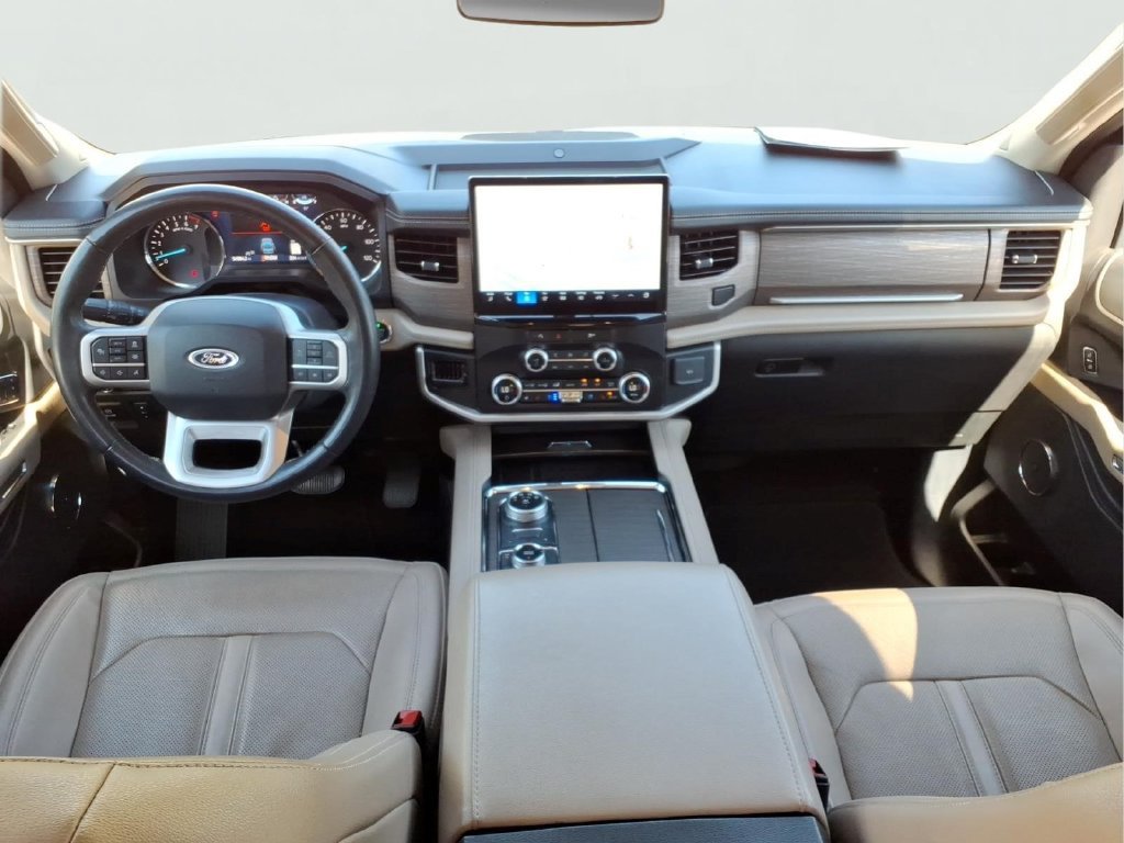 Used 2024 Ford Expedition Limited AWD/4WD image 25