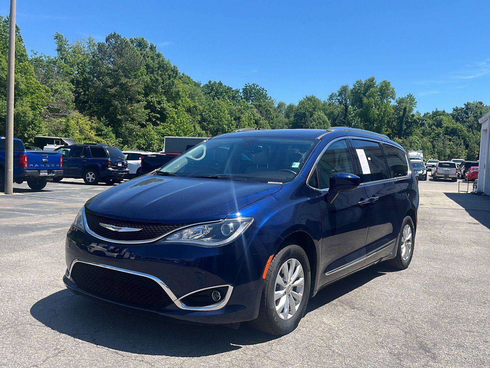 Used 2018 Chrysler Pacifica Touring-L