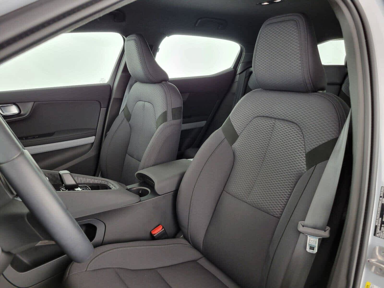 Used 2024 Polestar Polestar 2 RWD image 21
