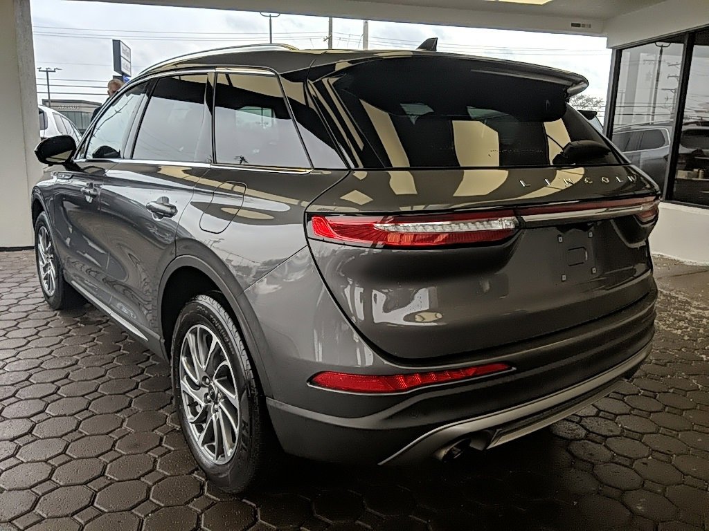 Certified 2022 Lincoln Corsair AWD w/ Equipment Group 101A image 7