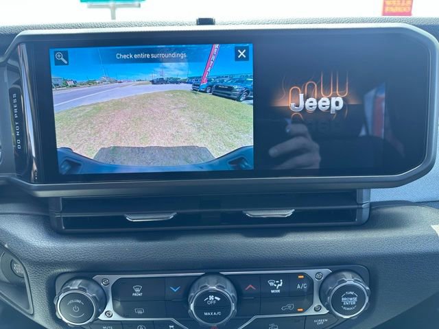 New 2025 Jeep Gladiator Sport AWD/4WD image 27
