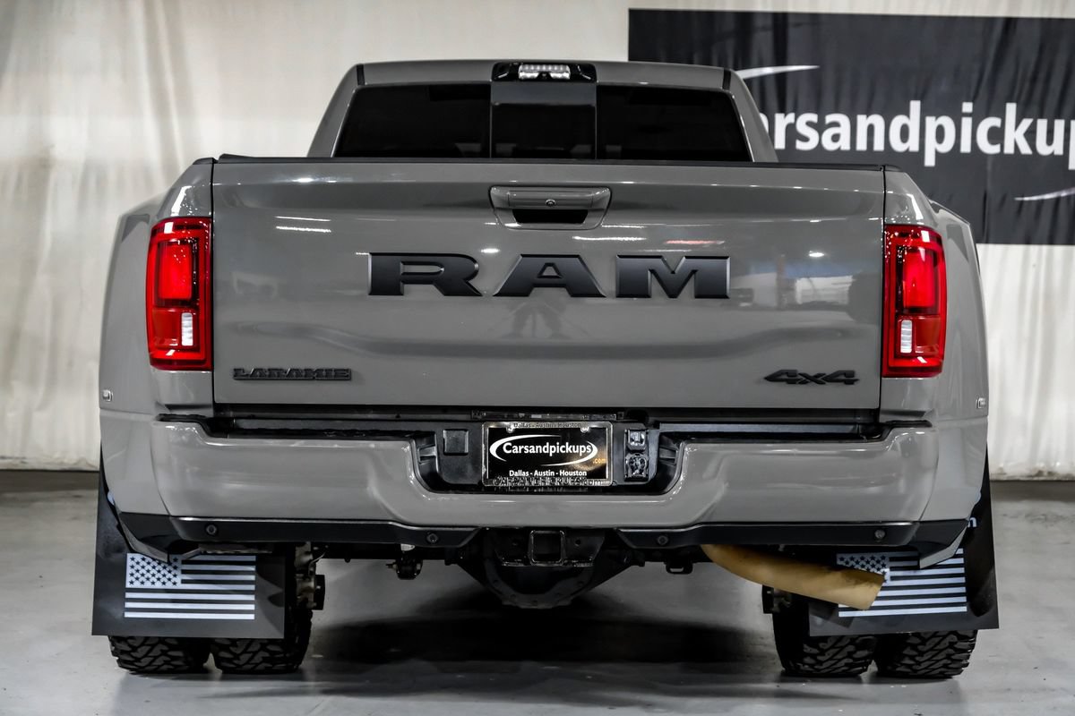 Used 2026 RAM 3500 Laramie AWD/4WD image 9