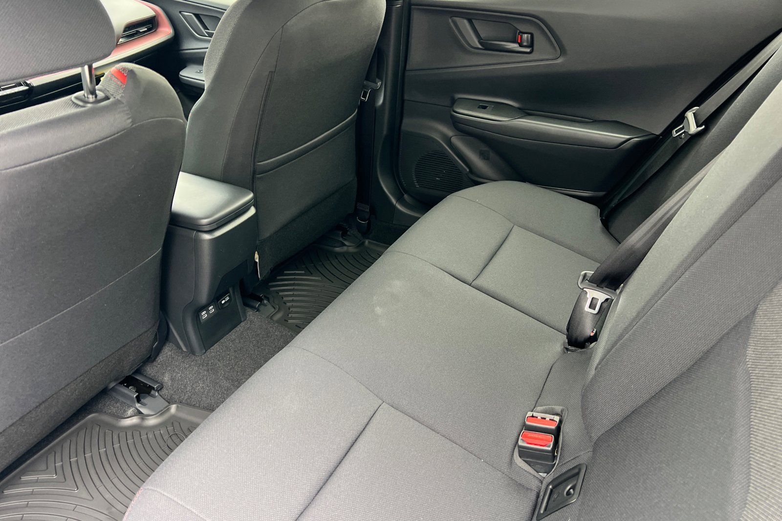 New 2026 Toyota Prius Plug-In Hybrid image 9