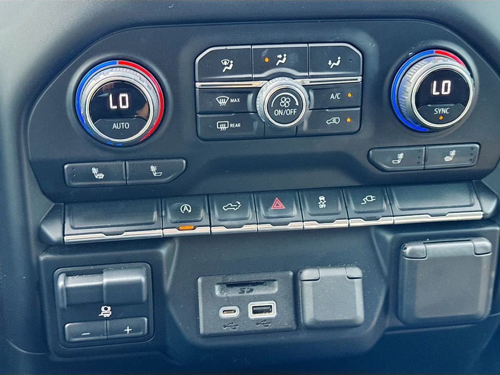 Used 2020 Chevrolet Silverado 1500 LT w/ Texas Edition RWD image 17