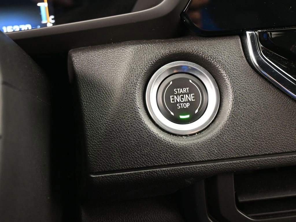 Used 2023 Chevrolet Colorado W/T image 27