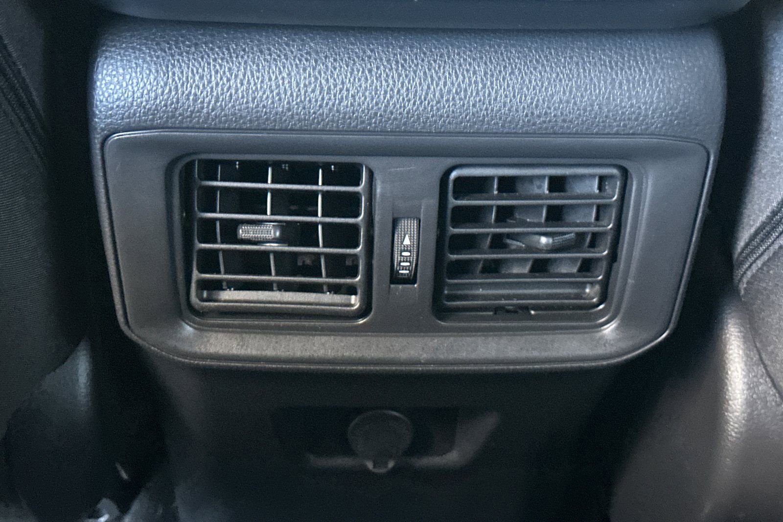 Certified 2025 Toyota RAV4 LE image 16