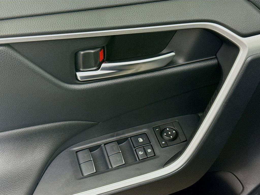 New 2025 Toyota RAV4 XLE image 12