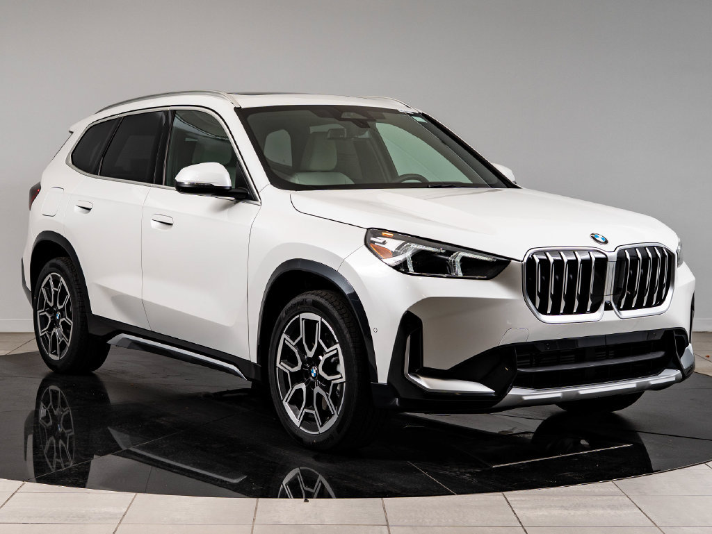 New 2026 BMW X1 xDrive28i w/ Technology Package AWD/4WD image 12