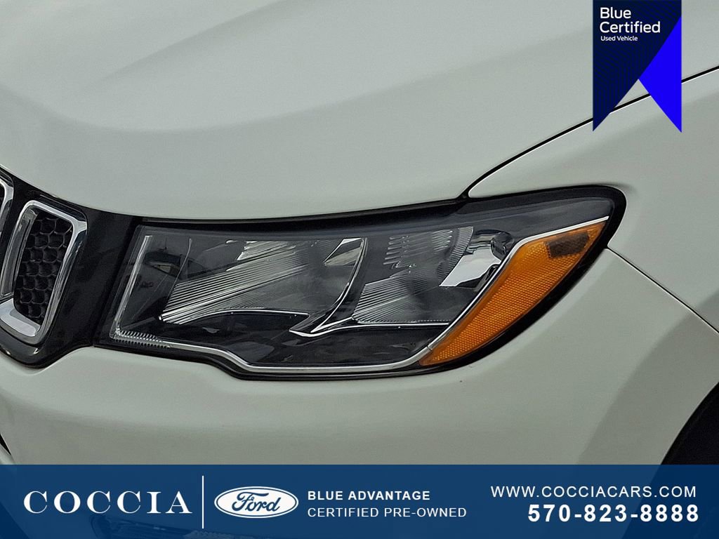 Used 2019 Jeep Compass Latitude w/ Cold Weather Group image 9