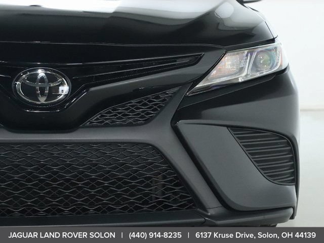 Used 2018 Toyota Camry SE w/ Moonroof Package FWD image 42