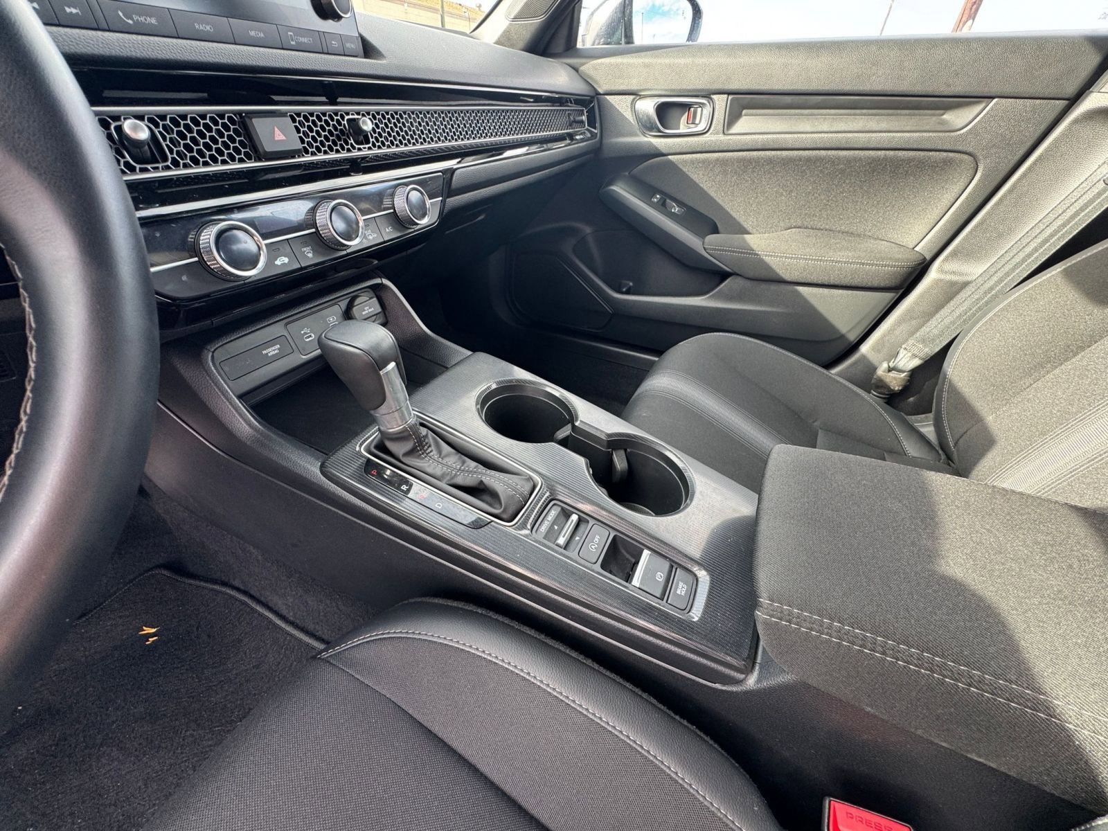 Used 2025 Honda Civic Sport image 39