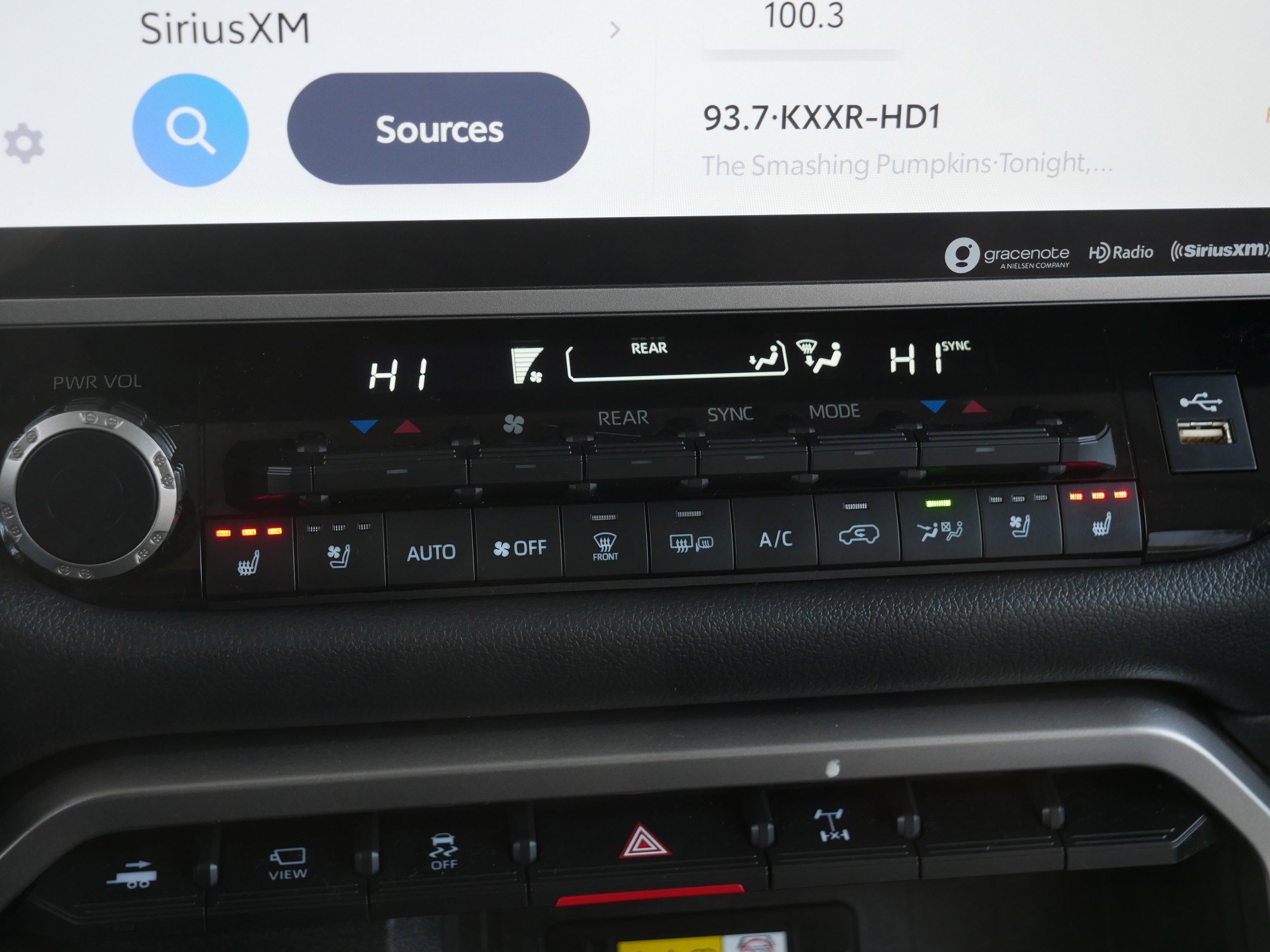 Used 2023 Toyota Sequoia Limited w/ TRD Off-Road Package image 23