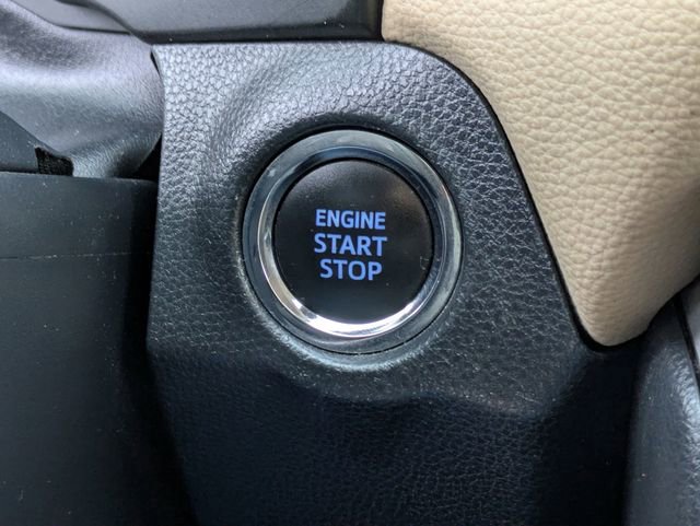 Used 2019 Toyota RAV4 XLE image 19