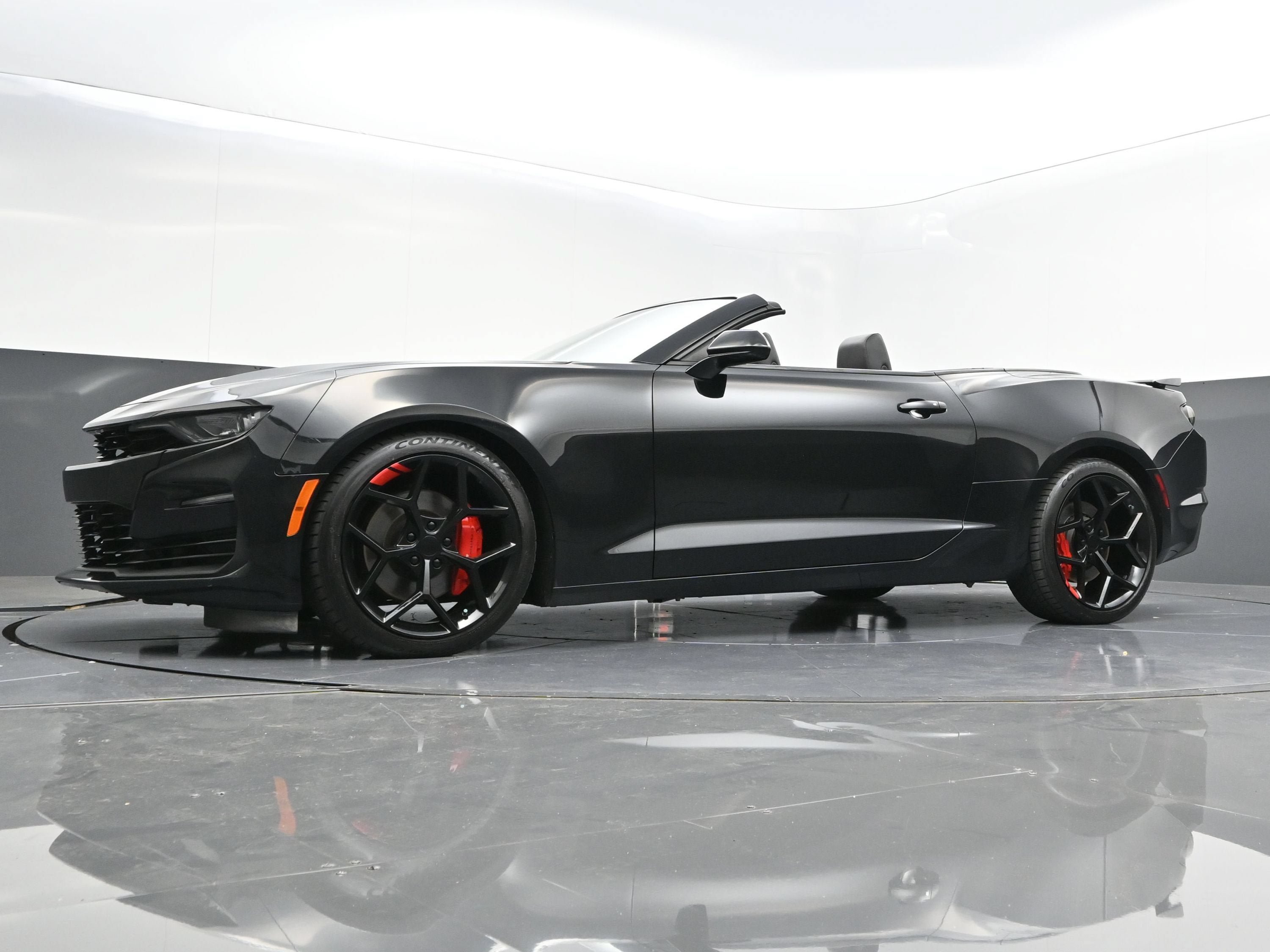Certified 2021 Chevrolet Camaro SS RWD image 36