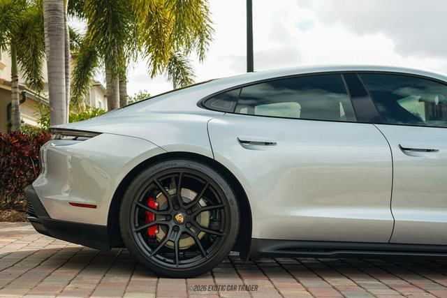 Used 2024 Porsche Taycan GTS AWD/4WD image 10