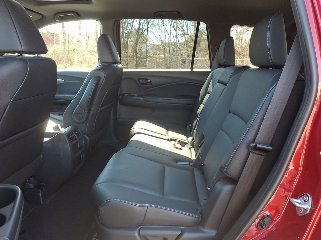 Used 2023 Honda Passport EX-L image 10