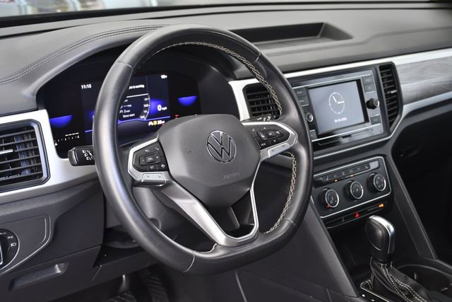 Used 2023 Volkswagen Atlas Cross Sport SE FWD image 17