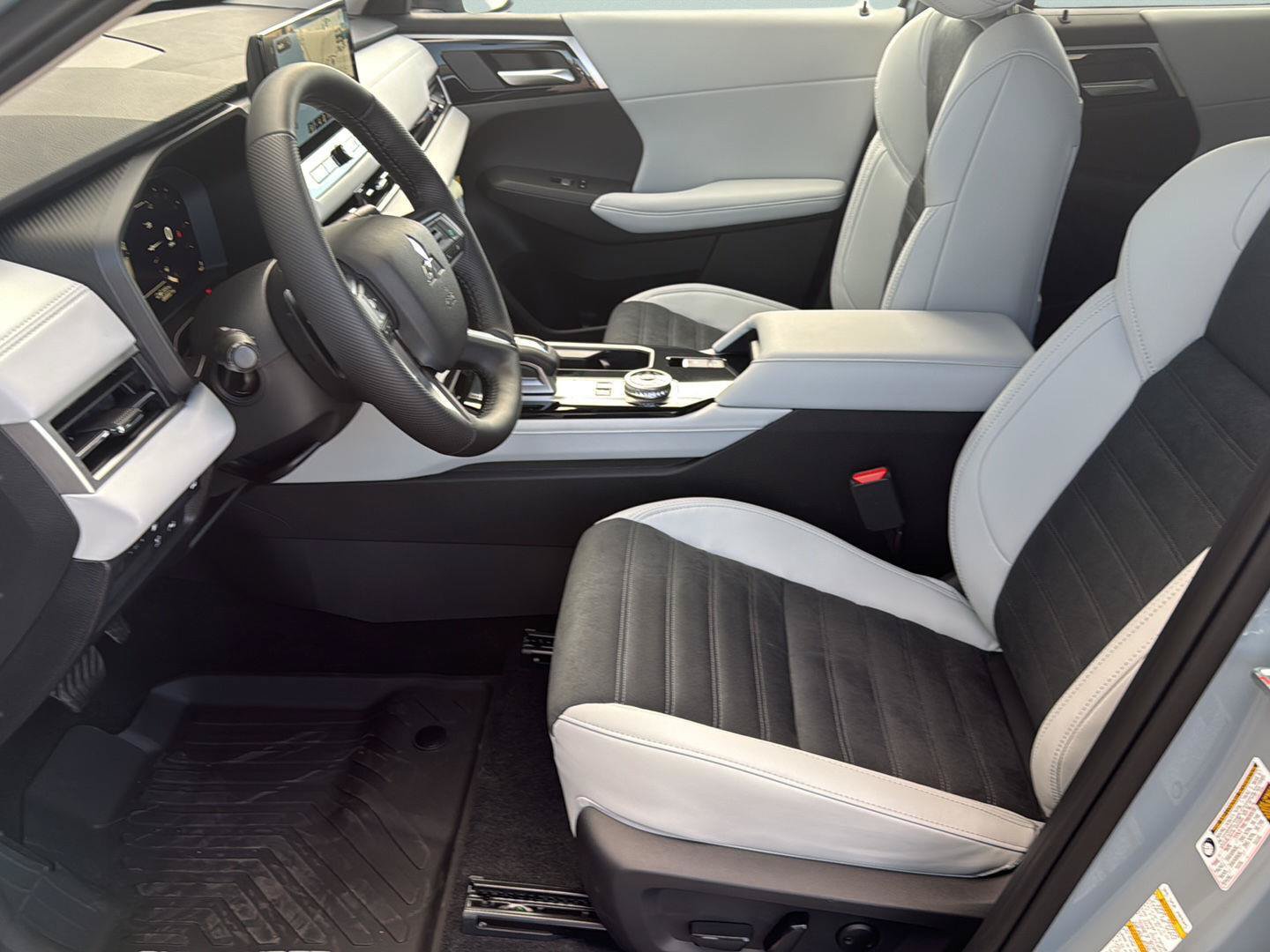 New 2026 Mitsubishi Outlander SE AWD/4WD image 23