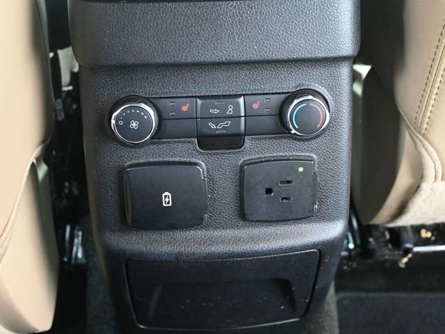 Used 2017 Ford Explorer Limited image 28