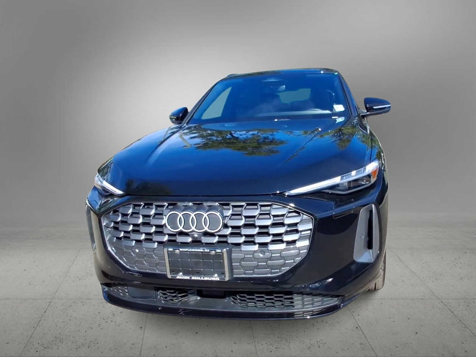 Used 2025 Audi Q5 Premium Plus AWD/4WD image 3