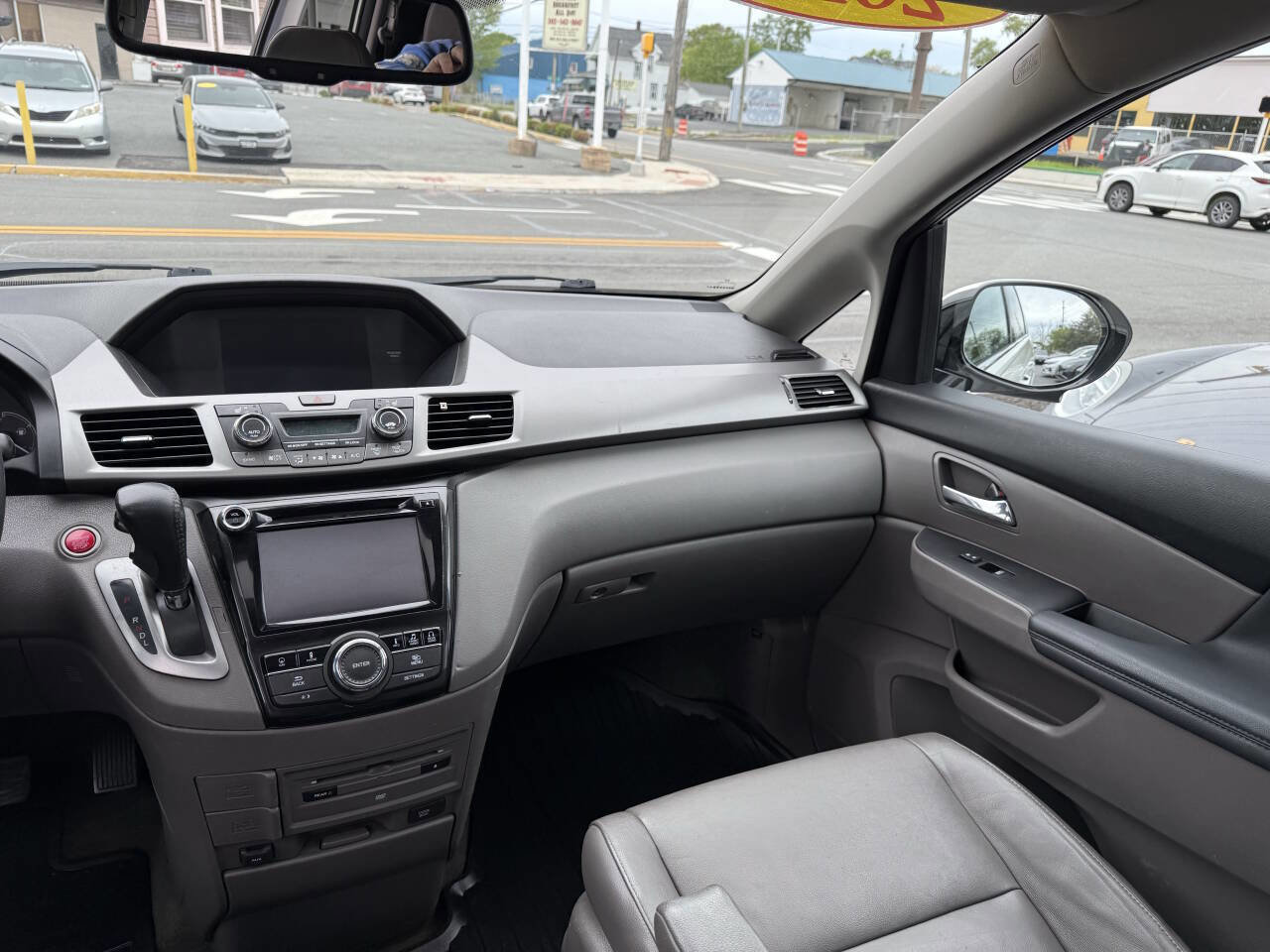 Used 2016 Honda Odyssey Touring image 12