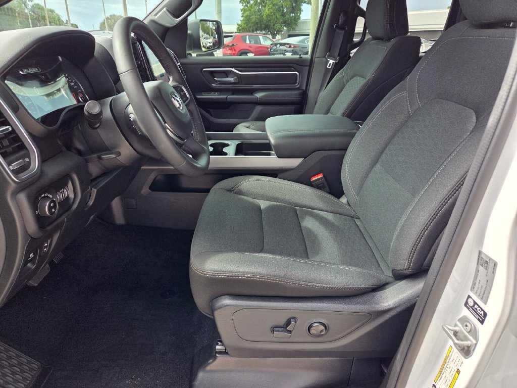 Used 2025 RAM 1500 Big Horn RWD image 4