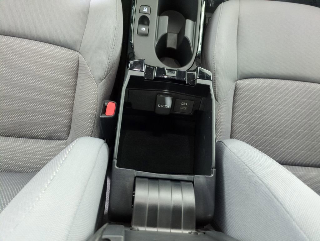 Used 2024 Toyota Corolla SE image 26