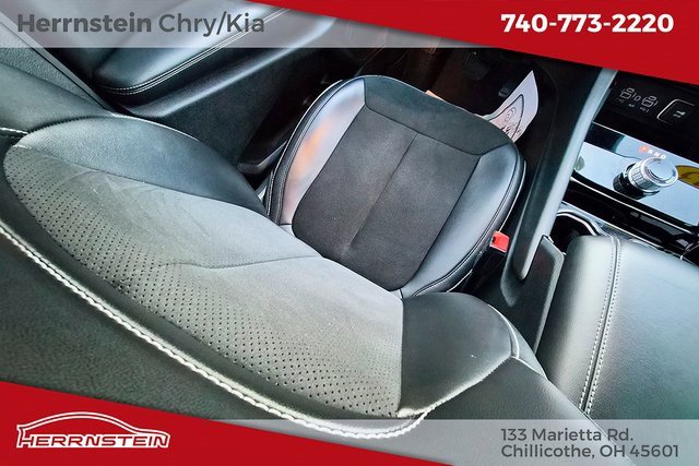 Used 2023 Jeep Grand Cherokee Altitude image 14