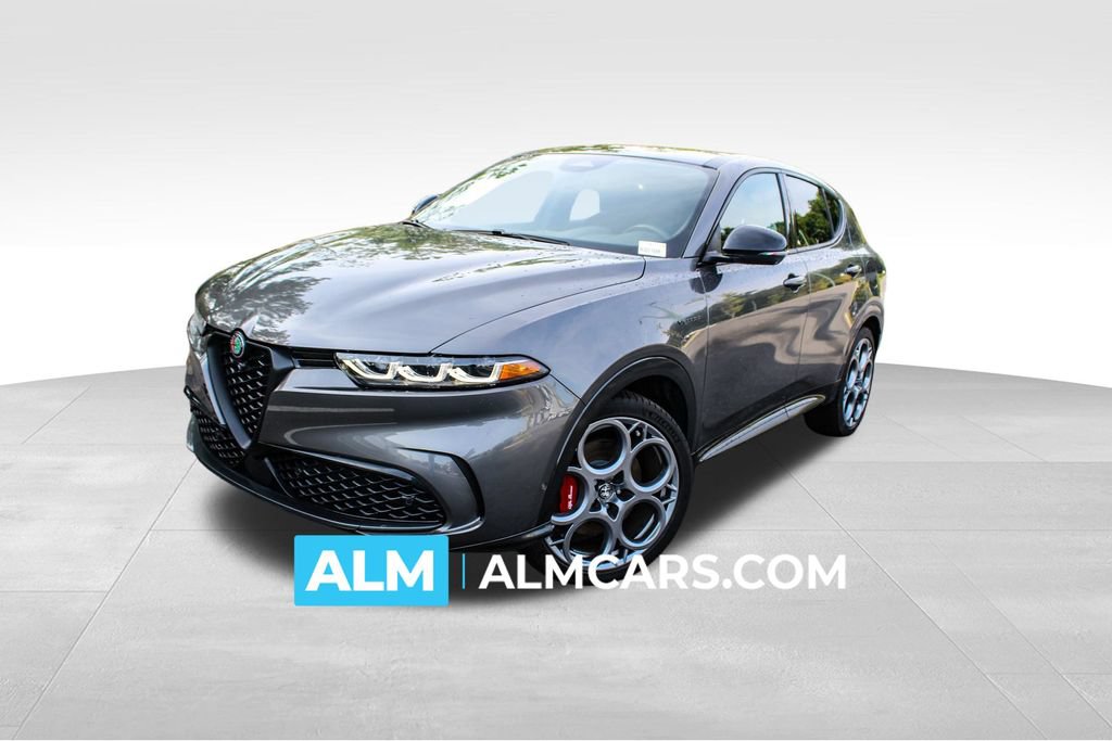 Used 2024 Alfa Romeo Tonale Veloce w/ Active Assist Package AWD/4WD image 1