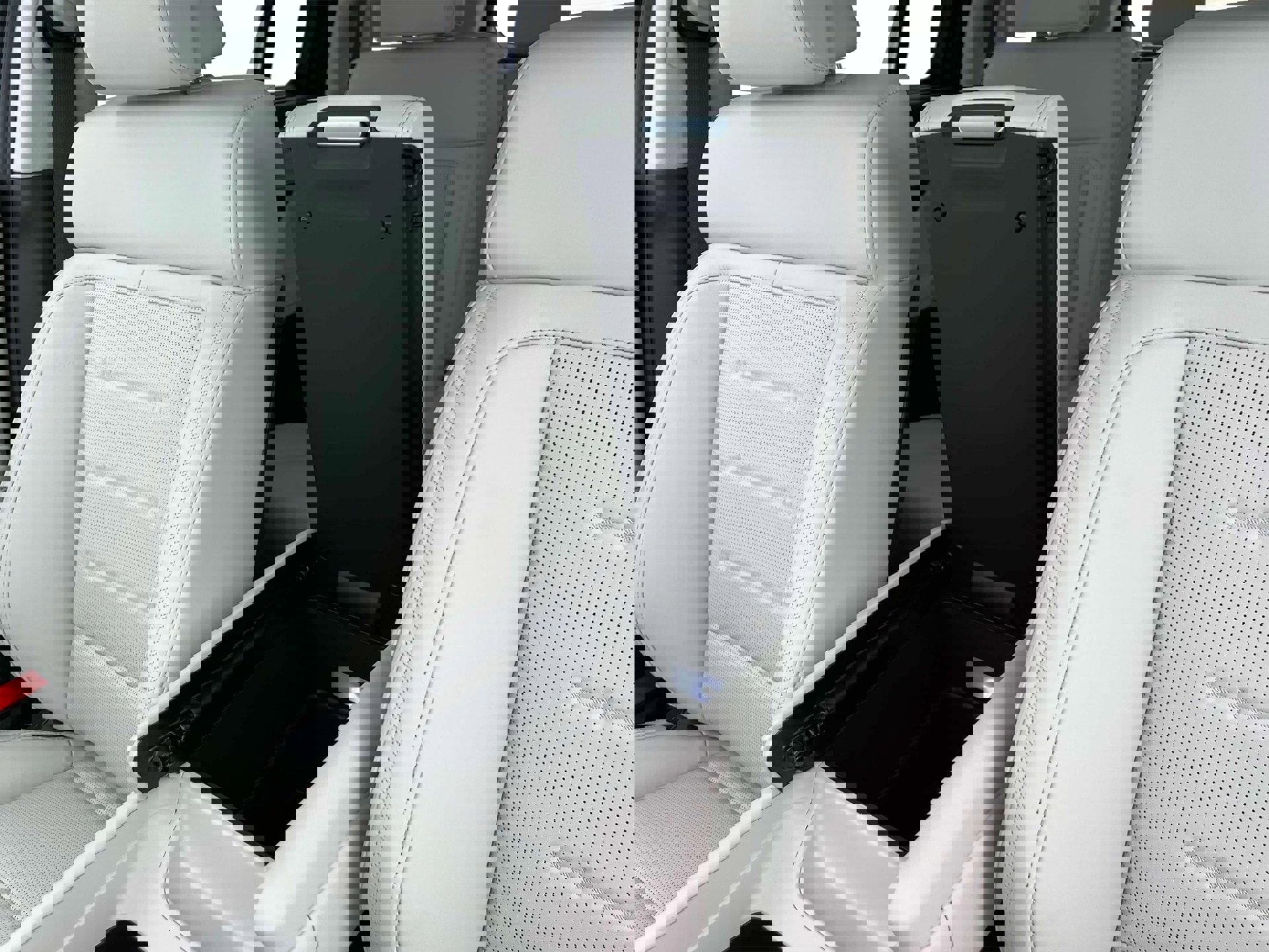 New 2024 Hyundai Santa Fe Calligraphy image 17