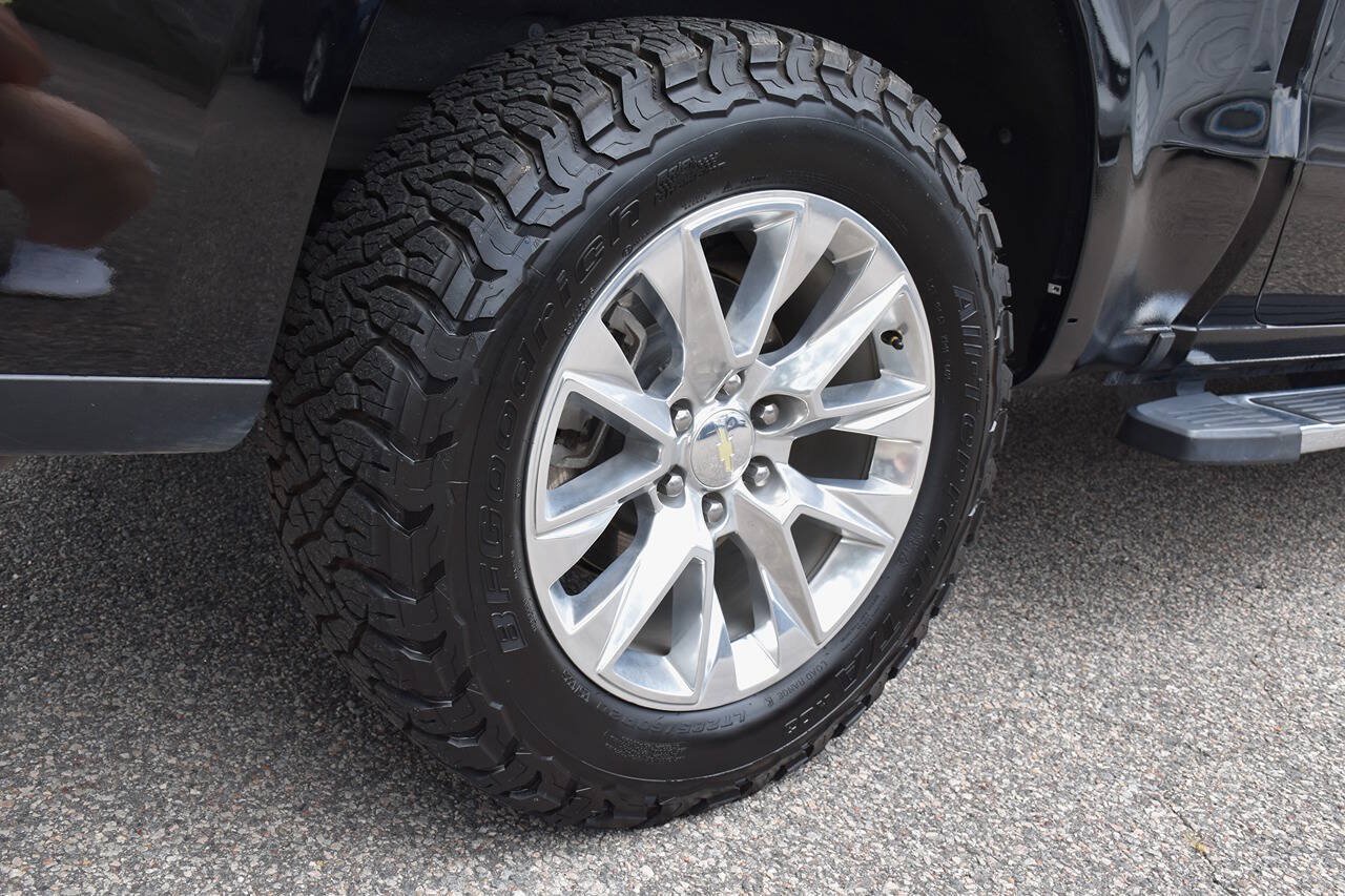 Used 2019 Chevrolet Silverado 1500 LTZ w/ LTZ Convenience Package RWD image 19