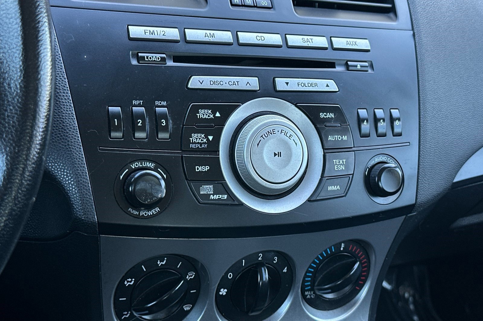 Used 2011 MAZDA MAZDA3 i Sport image 17