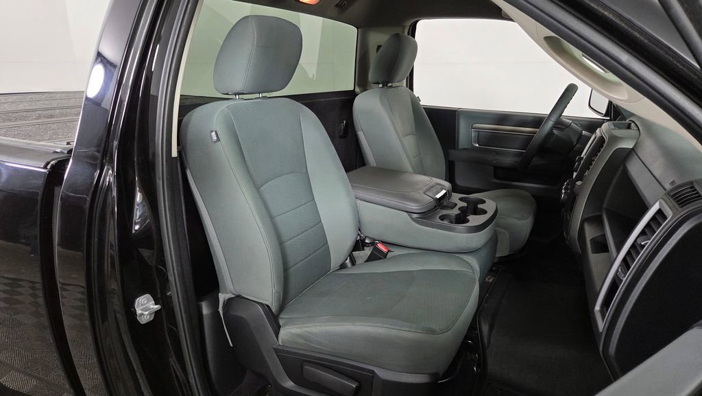 Used 2015 RAM 1500 Express w/ Black Ram 1500 Express Group image 24