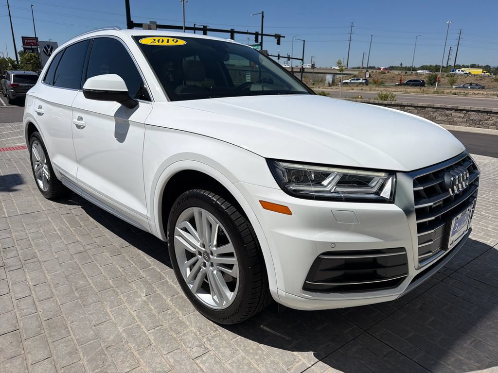 Used 2019 Audi Q5 2.0T Premium Plus w/ Premium Plus Package AWD/4WD image 7