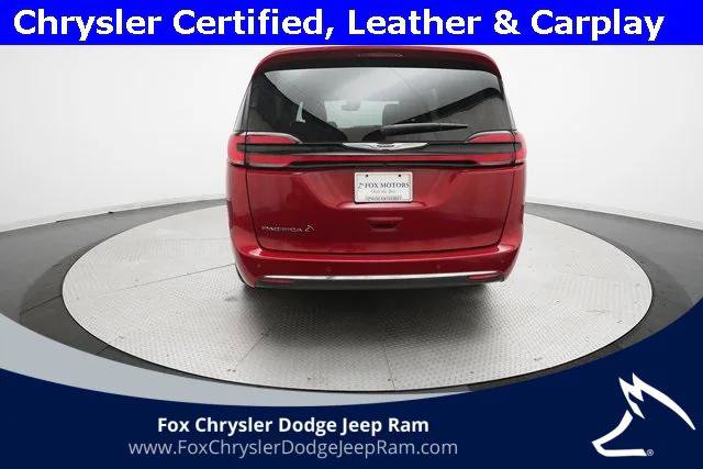 Certified 2024 Chrysler Pacifica Touring-L image 30