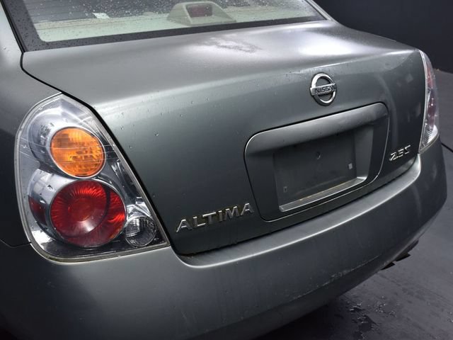 Used 2005 Nissan Altima 2.5 S w/ (F01) Convenience Pkg FWD image 17