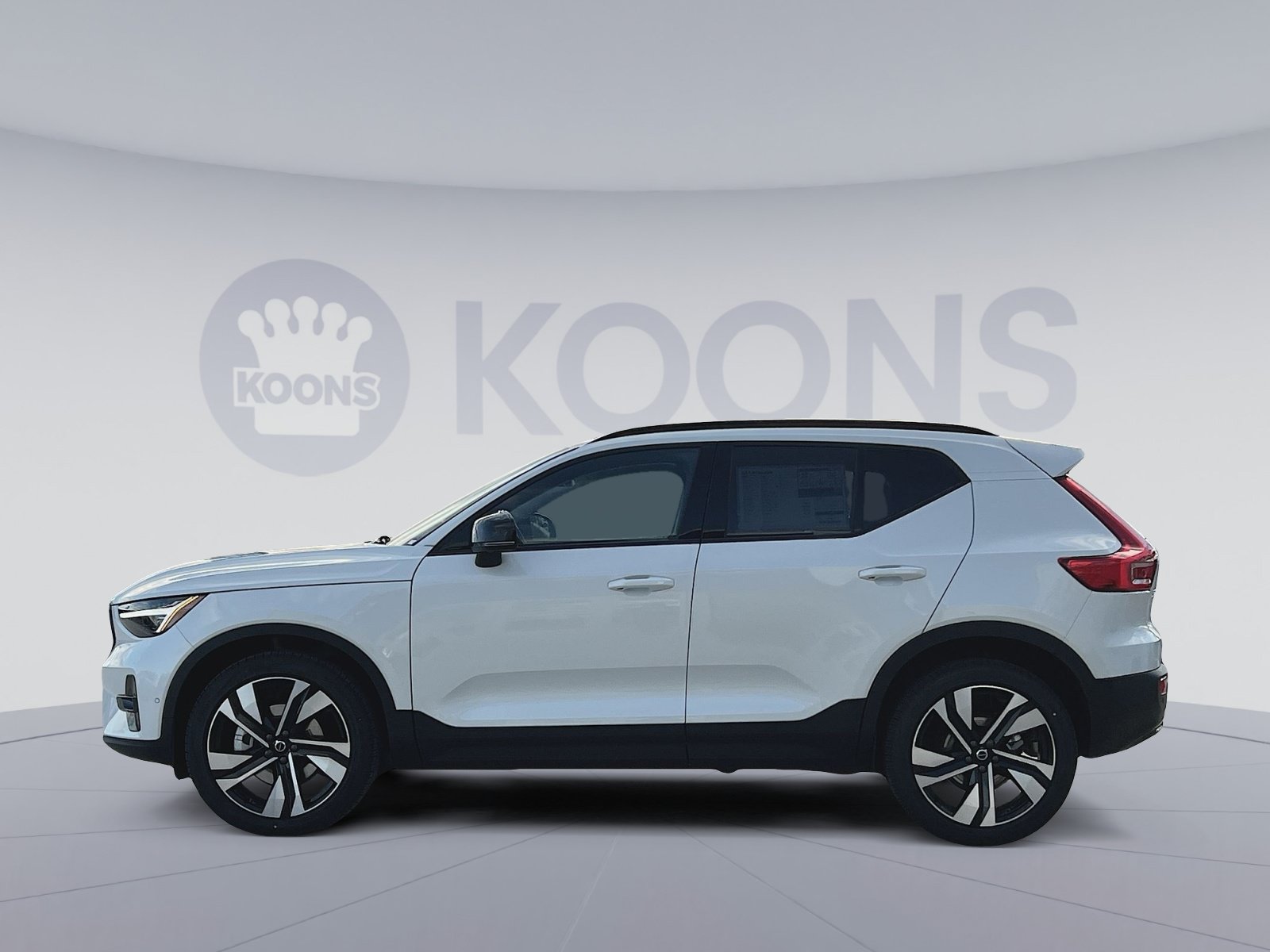 New 2026 Volvo XC40 B5 Ultra w/ Protection Package Premier AWD/4WD image 2