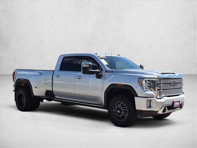 Used 2022 GMC Sierra 3500 Denali w/ Denali Ultimate Package AWD/4WD image 3