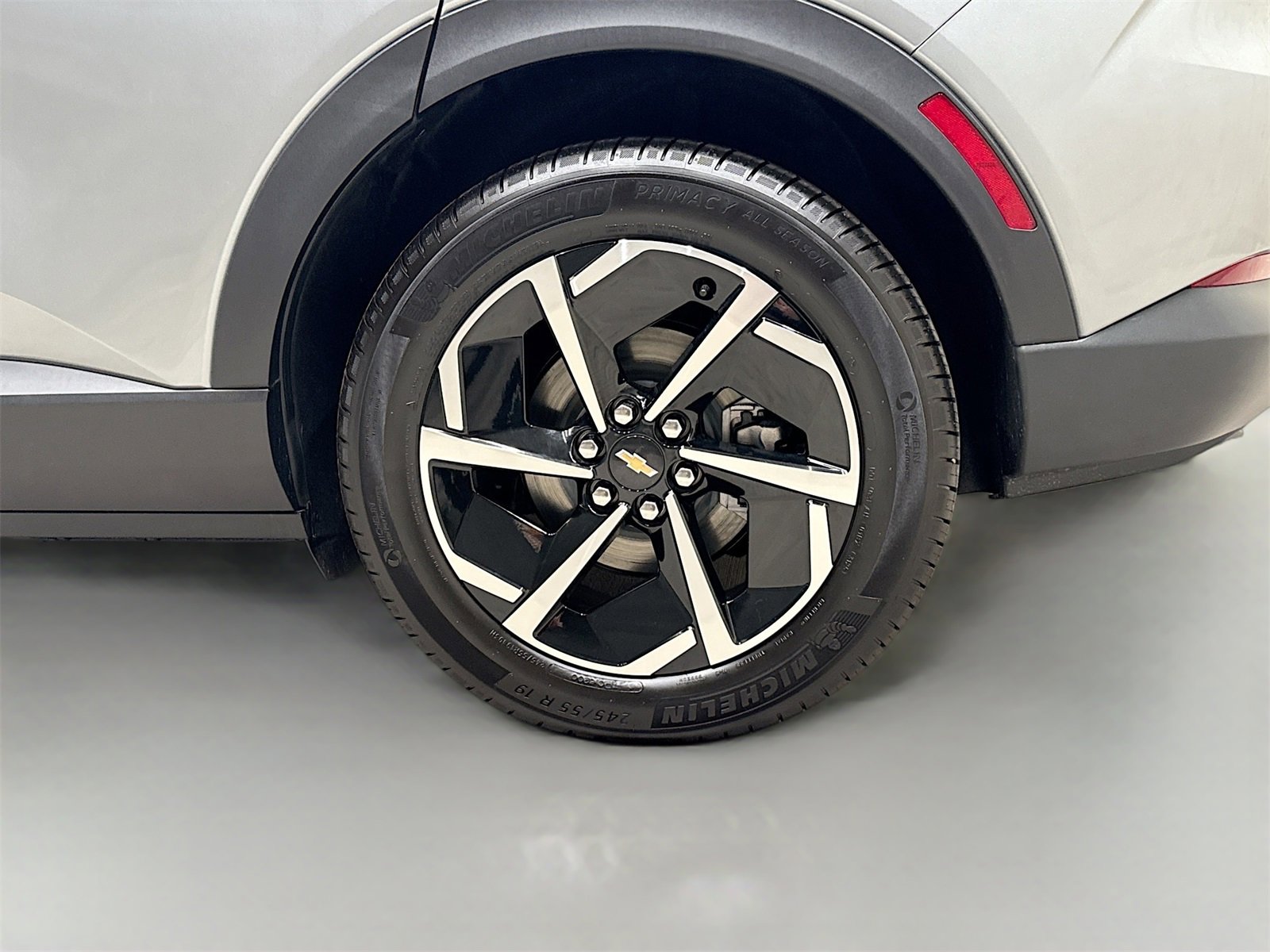 New 2026 Chevrolet Equinox EV LT w/ Comfort Package image 31