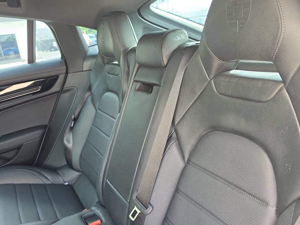 Used 2024 Porsche Panamera w/ Premium Package RWD image 12