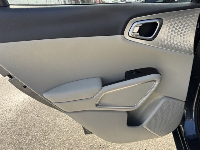 Certified 2023 Kia Soul LX image 13