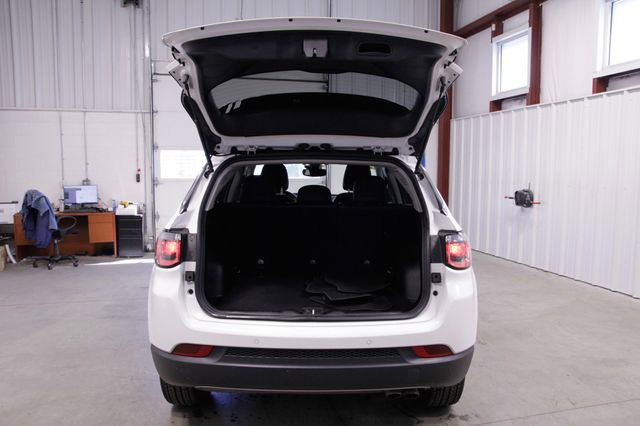 Used 2022 Jeep Compass Limited AWD/4WD image 20