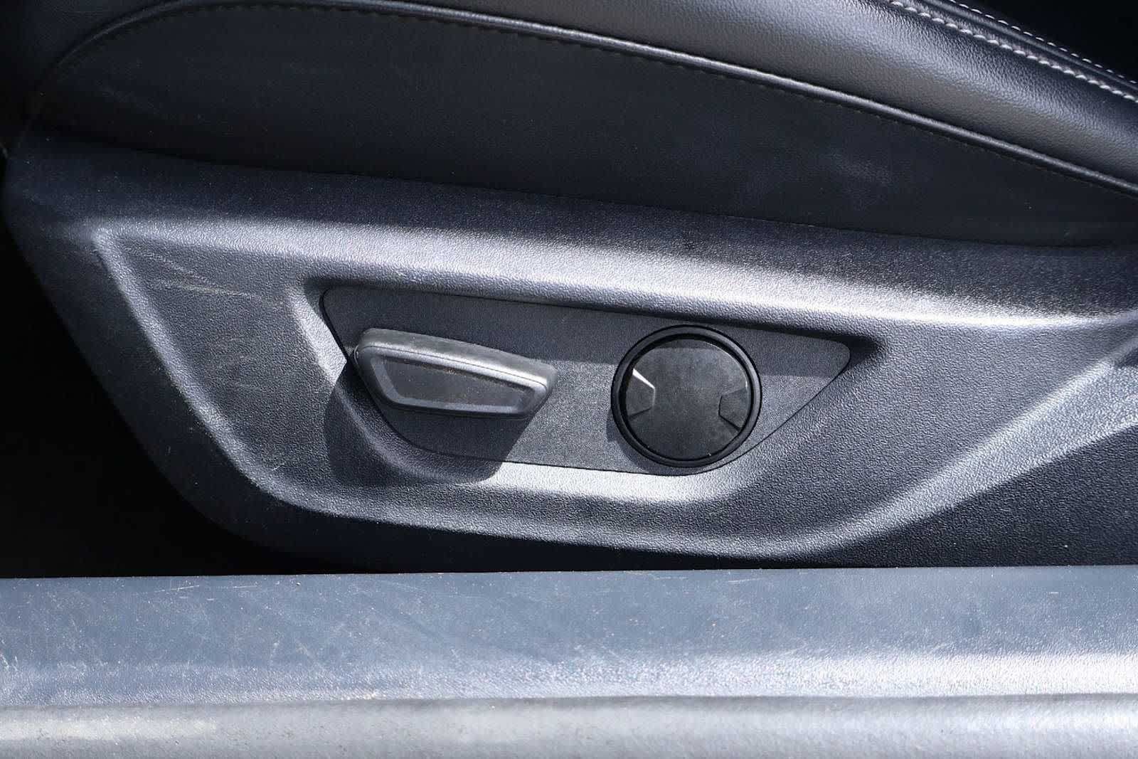 Used 2024 Ford Mustang Premium RWD image 23