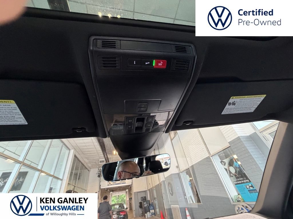 Certified 2024 Volkswagen Tiguan SE R-Line AWD/4WD image 15