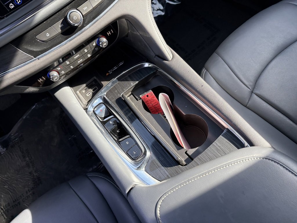 Used 2024 Buick Enclave Premium image 32
