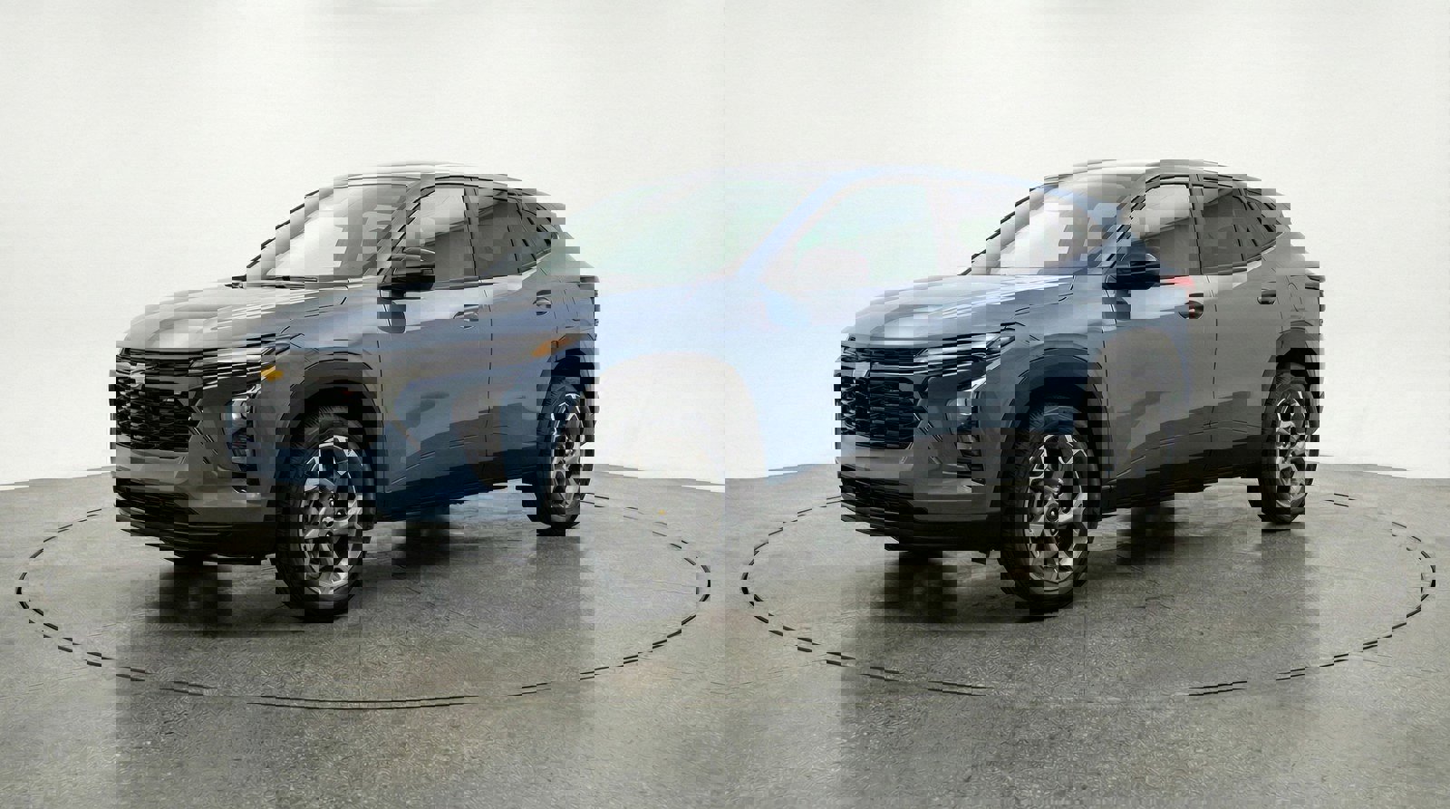 Used 2025 Chevrolet Trax LT w/ LT Convenience Package image 3